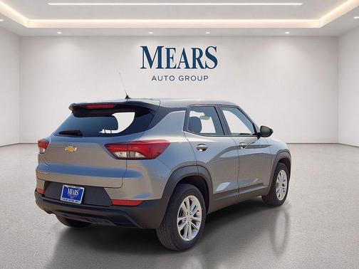 Sterling Gray Metallic 2024 Chevrolet Trailblazer LS