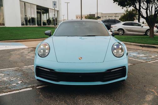 2021 Porsche 911 Carrera