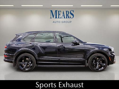2022 Bentley Bentayga V8