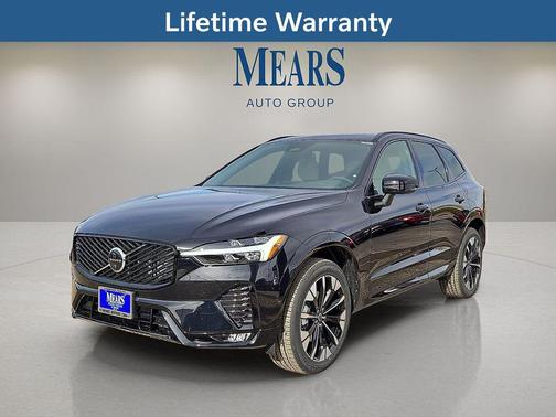 Onyx Black Metallic 2026 Volvo XC60 B5 Plus