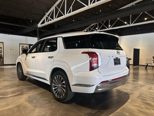 Hyper White 2024 Hyundai PALISADE Calligraphy