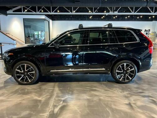 2023 Volvo XC90 B6 Plus 7-Seater