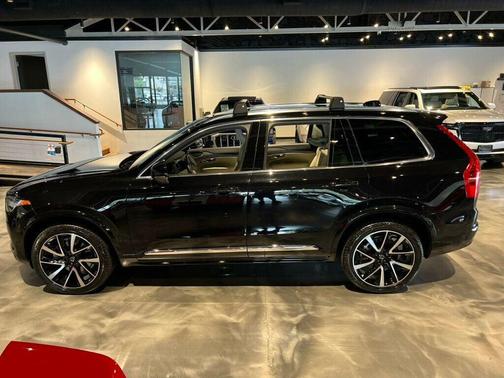 2023 Volvo XC90 B6 Plus 7-Seater