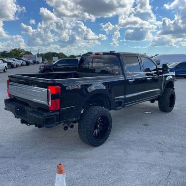 2023 Ford F-350 Platinum