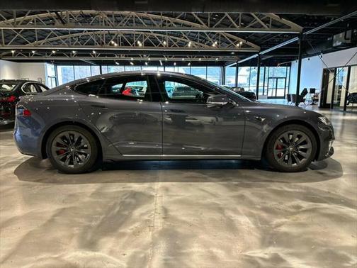 2020 Tesla Model S Performance