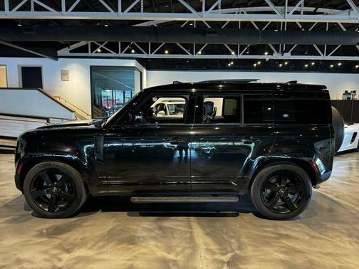 Santorini Black Metallic 2023 Land Rover Defender 110 V8
