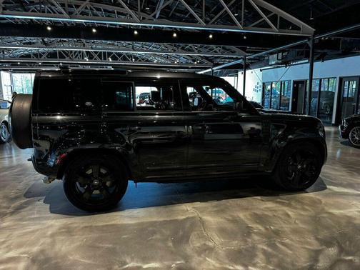 Santorini Black Metallic 2023 Land Rover Defender 110 V8