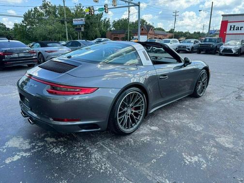 2018 Porsche 911 Targa 4S