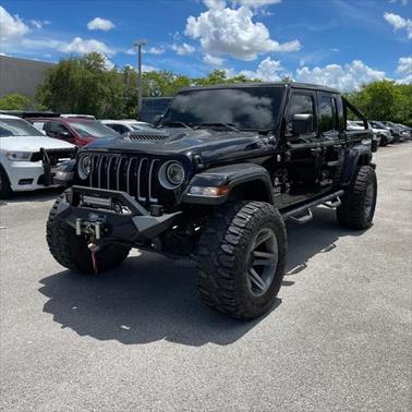 2022 Jeep Gladiator Overland