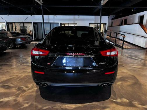 Nero 2016 Maserati Ghibli Base