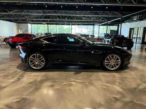 2015 Jaguar F-TYPE R