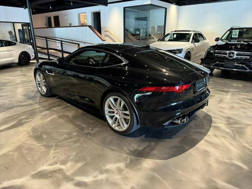 2015 Jaguar F-TYPE R