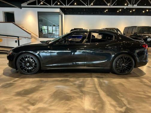 2021 Maserati Ghibli NerissimoPkg/12WayHtd&CldSeats/FullPremLeatherSeats/NAV/RearCam