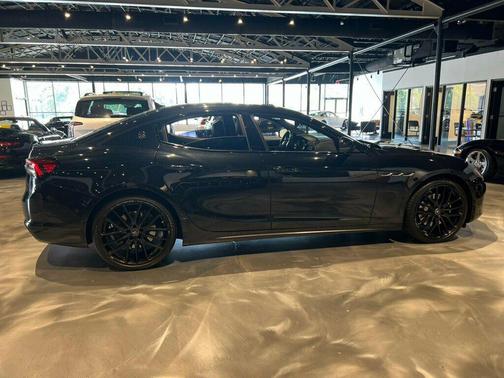 2021 Maserati Ghibli NerissimoPkg/12WayHtd&CldSeats/FullPremLeatherSeats/NAV/RearCam