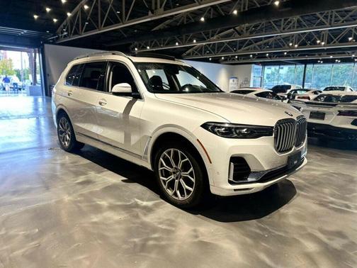 2020 BMW X7 xDrive40i