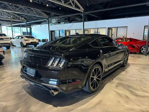 2020 Ford Mustang EcoBoost