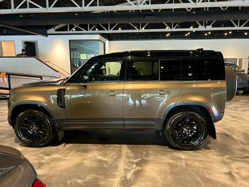 2022 Land Rover Defender 110 S