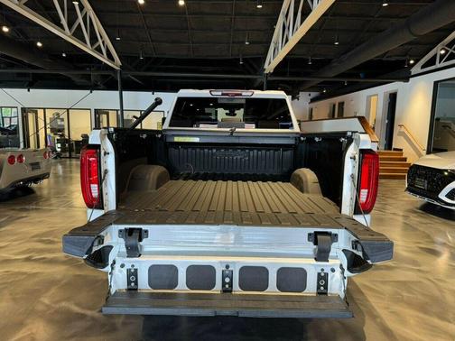 2021 GMC Sierra 2500 AT4
