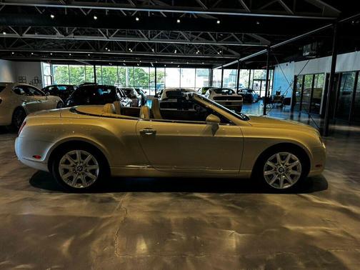 Standard Paint 2008 Bentley Continental GT Base