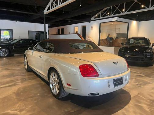 Standard Paint 2008 Bentley Continental GT Base