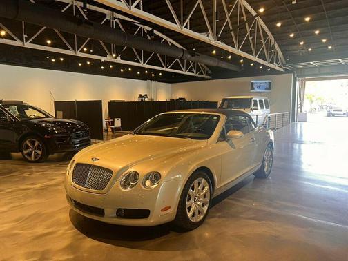 Standard Paint 2008 Bentley Continental GT Base