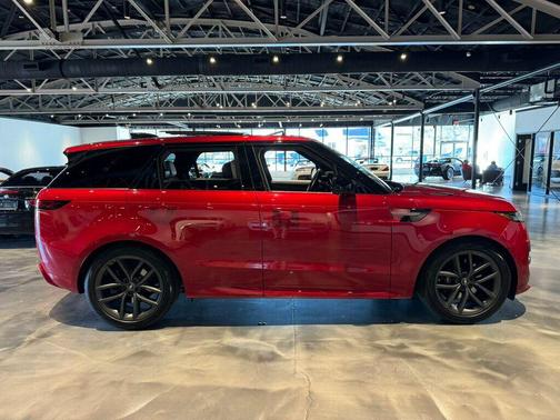 2023 Land Rover Range Rover Sport SE