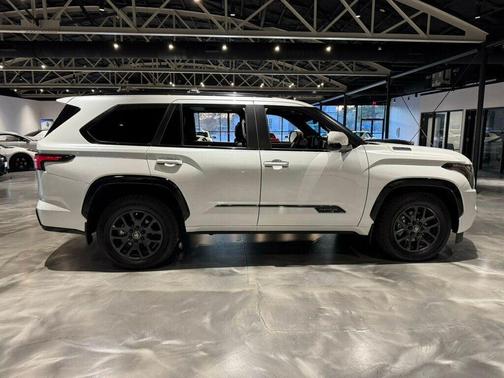 2025 Toyota Sequoia Platinum