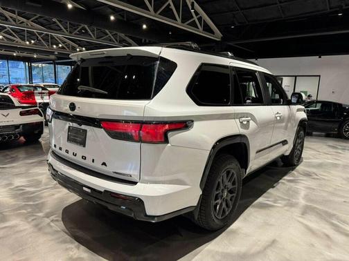 2025 Toyota Sequoia Platinum