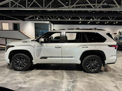 2025 Toyota Sequoia Platinum