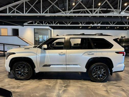 2025 Toyota Sequoia Platinum