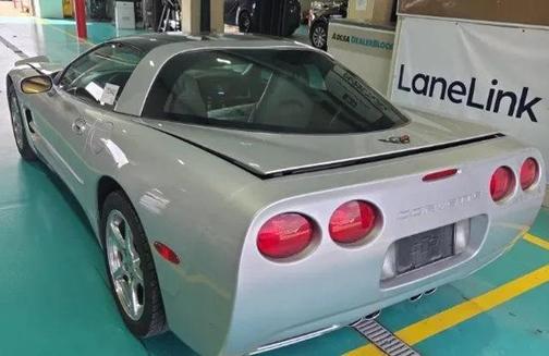 2002 Chevrolet Corvette Base