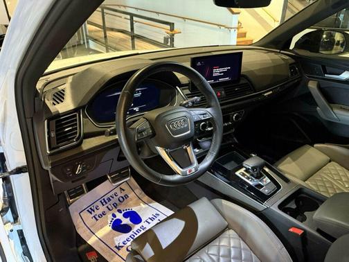 2023 Audi SQ5 3.0T Premium Plus