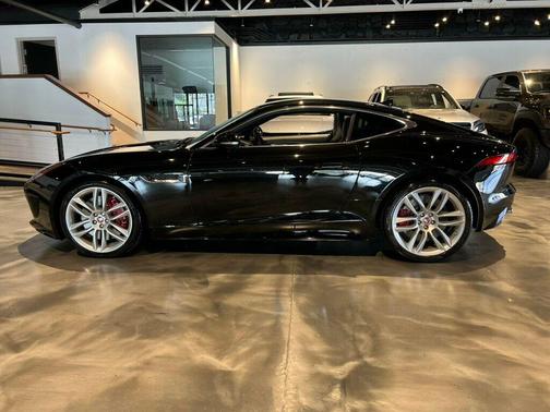 2015 Jaguar F-TYPE R