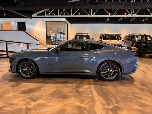 2025 Ford Mustang Dark Horse Fastback