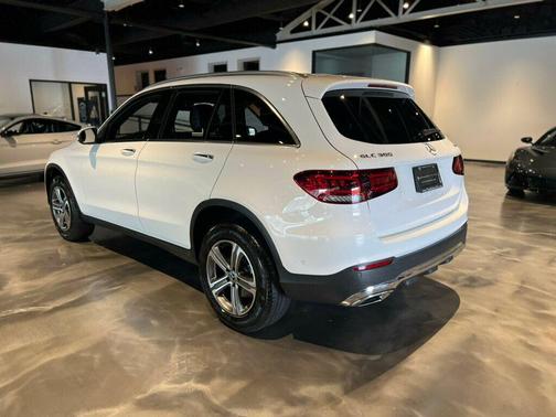 2022 Mercedes-Benz GLC 300 4MATIC