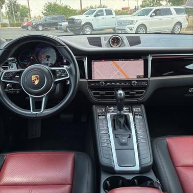2021 Porsche Macan Base