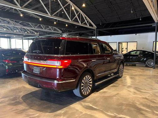 Burgundy Velvet Metallic Tinted Clearcoat 2019 Lincoln Navigator Reserve
