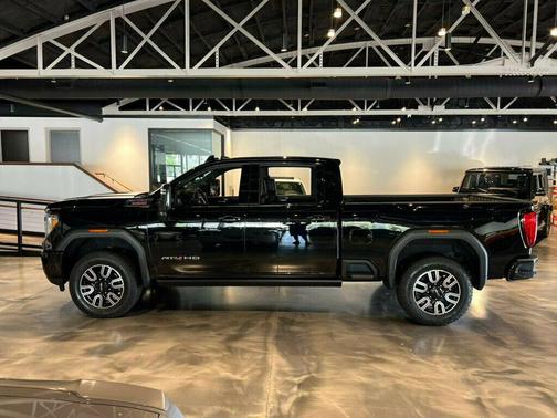 2022 GMC Sierra 2500 AT4