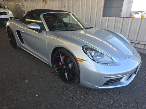 2017 Porsche 718 Boxster S