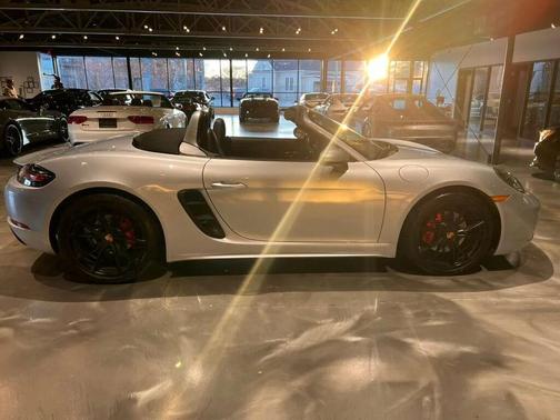 2017 Porsche 718 Boxster S