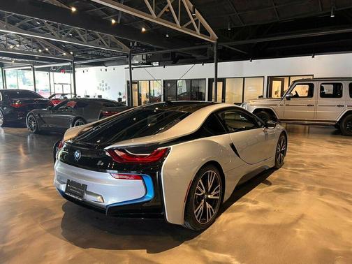 Ionic Silver Metallic w/BMW i Frozen Blue Accent 2014 BMW i8 PureImpulseRoad/HarmonKardonSound/NAV/HeadUpDisplay/HtdSeats