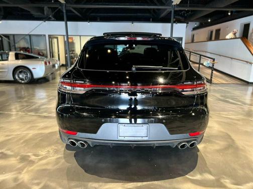2020 Porsche Macan S