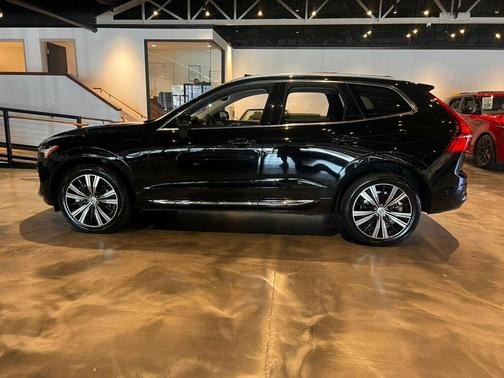 2022 Volvo XC60 Recharge Plug-In Hybrid T8 Inscription