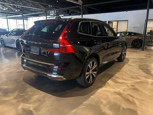 2022 Volvo XC60 Recharge Plug-In Hybrid T8 Inscription
