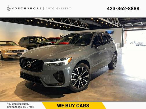 2023 Volvo XC60 B5 Plus Dark Theme