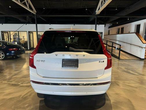 2023 Volvo XC90 B6 Plus 7-Seater