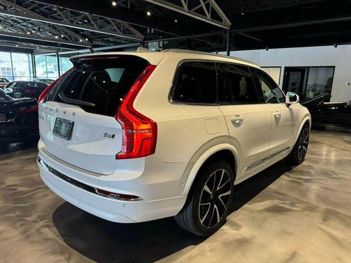 2023 Volvo XC90 B6 Plus 7-Seater