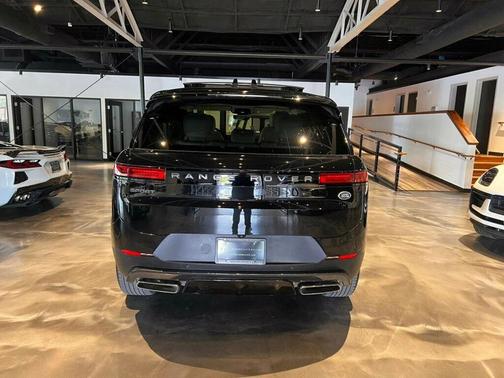 Santorini Black Metallic 2023 Land Rover Range Rover Sport SE