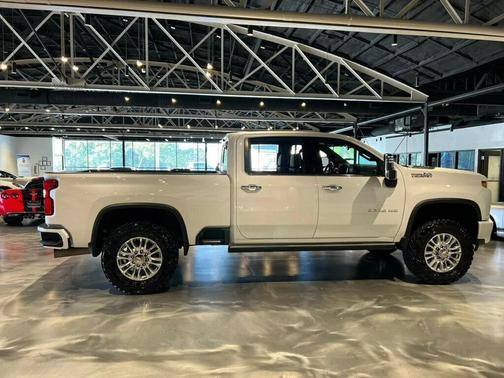 2023 Chevrolet Silverado 2500 High Country