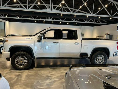 2023 Chevrolet Silverado 2500 High Country